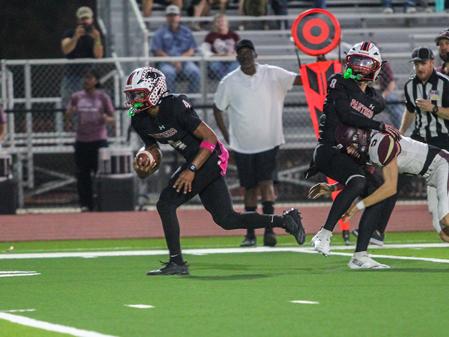 Burton takes first loss in thriller at Iola